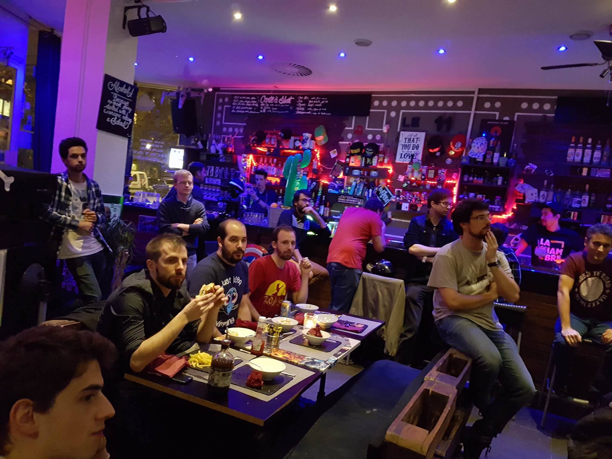 Meetup: - Visual Workflow - Tristan Siodlak